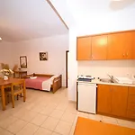 Angira Hotell 2*