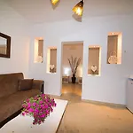 Angira Kamári