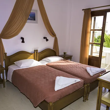 Hotel Angira Kamari (Santorini)