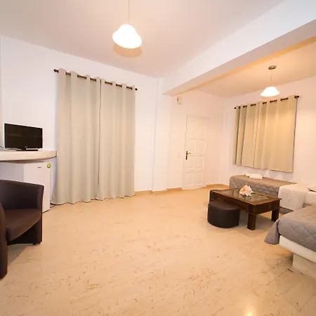 Angira Hotel Kamari (Santorini)