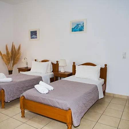 Angira 3* Kamari (Santorini)