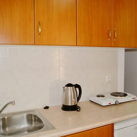 מלון Angira Kamári