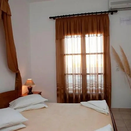 Angira Hotel 3*