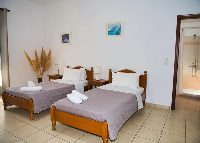 Angira 2* Kamari (Santorini)