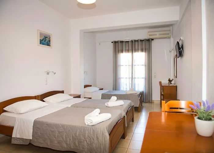 Angira 2* Kamari (Santorini)