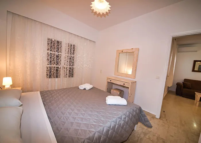 Hotel Angira Kamari (Santorini)