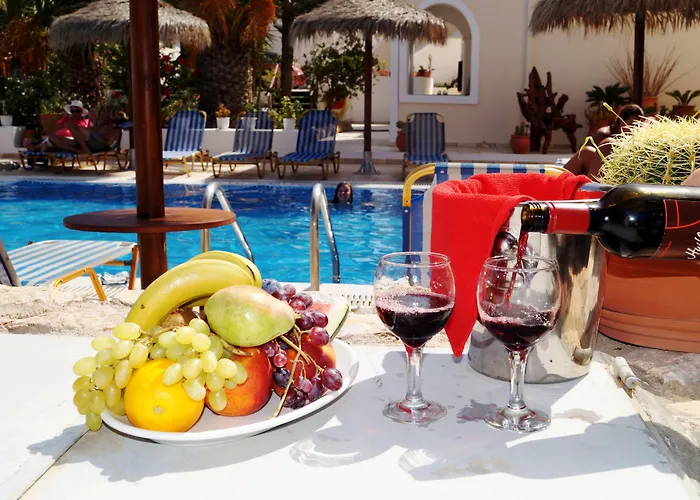 Angira Hotel Kamari (Santorini)