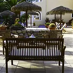 Angira Hotel Kamari (Santorini)