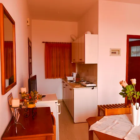 Hotel Angira Kamári