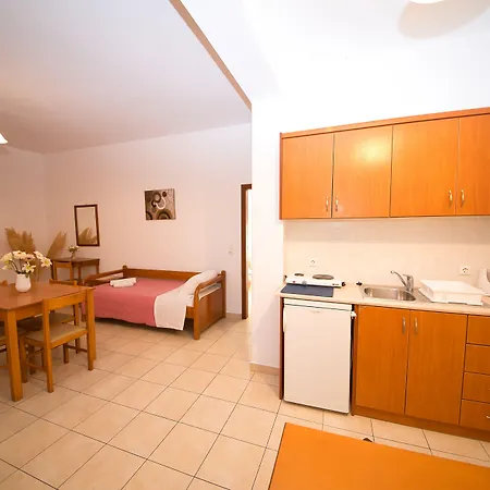 أنجيرا فندق 2*