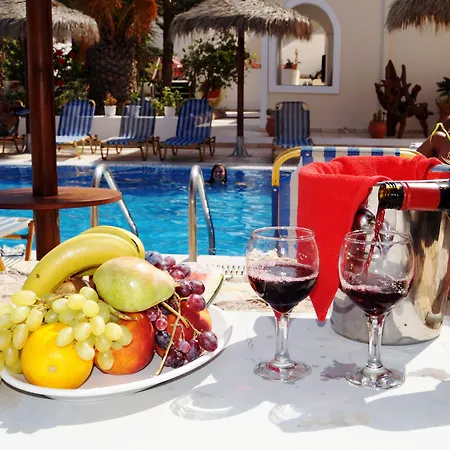 أنجيرا فندق Kamári